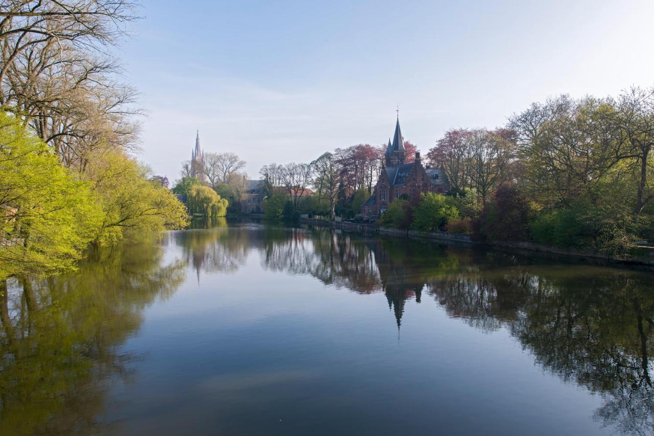 The Queen'S Twelve By Romy&Travis Aparthotel Bruges Esterno foto